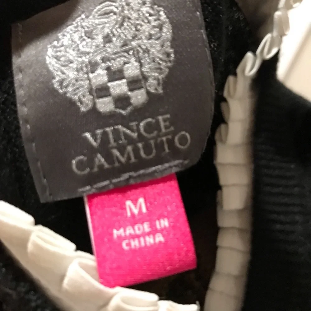 ▪️VINCE CAMUTO Sweater Dress - Picture 8 of 10